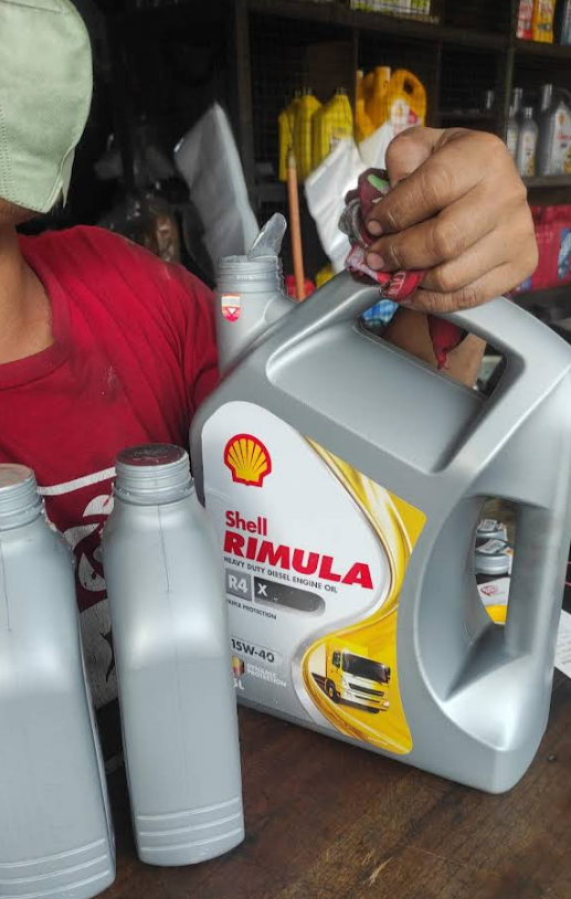 Sparepart Truck Bekas